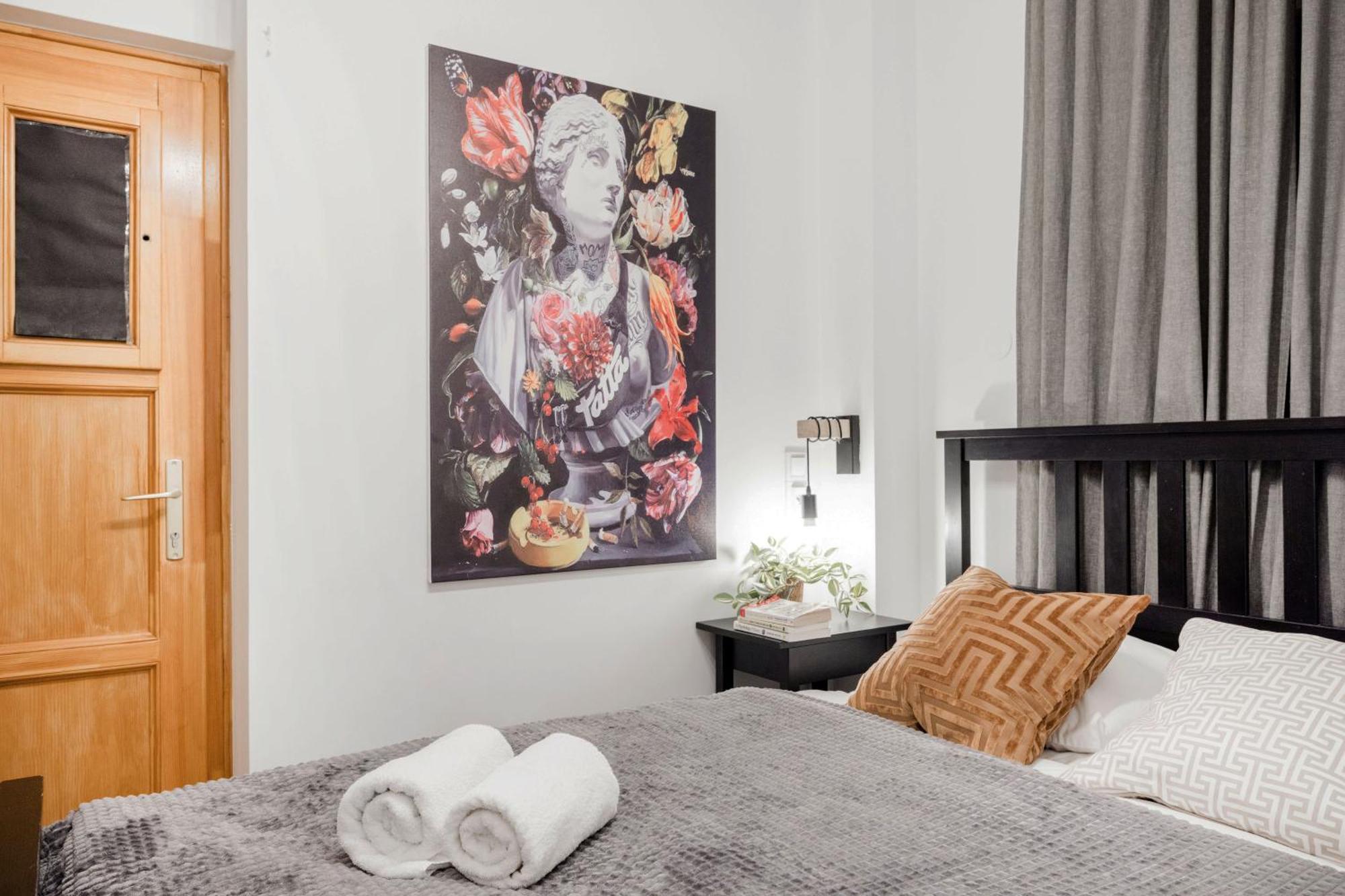 Wellness Wonderland: Garden, Sauna, Jacuzzi In Cbd Budapesta Exterior foto