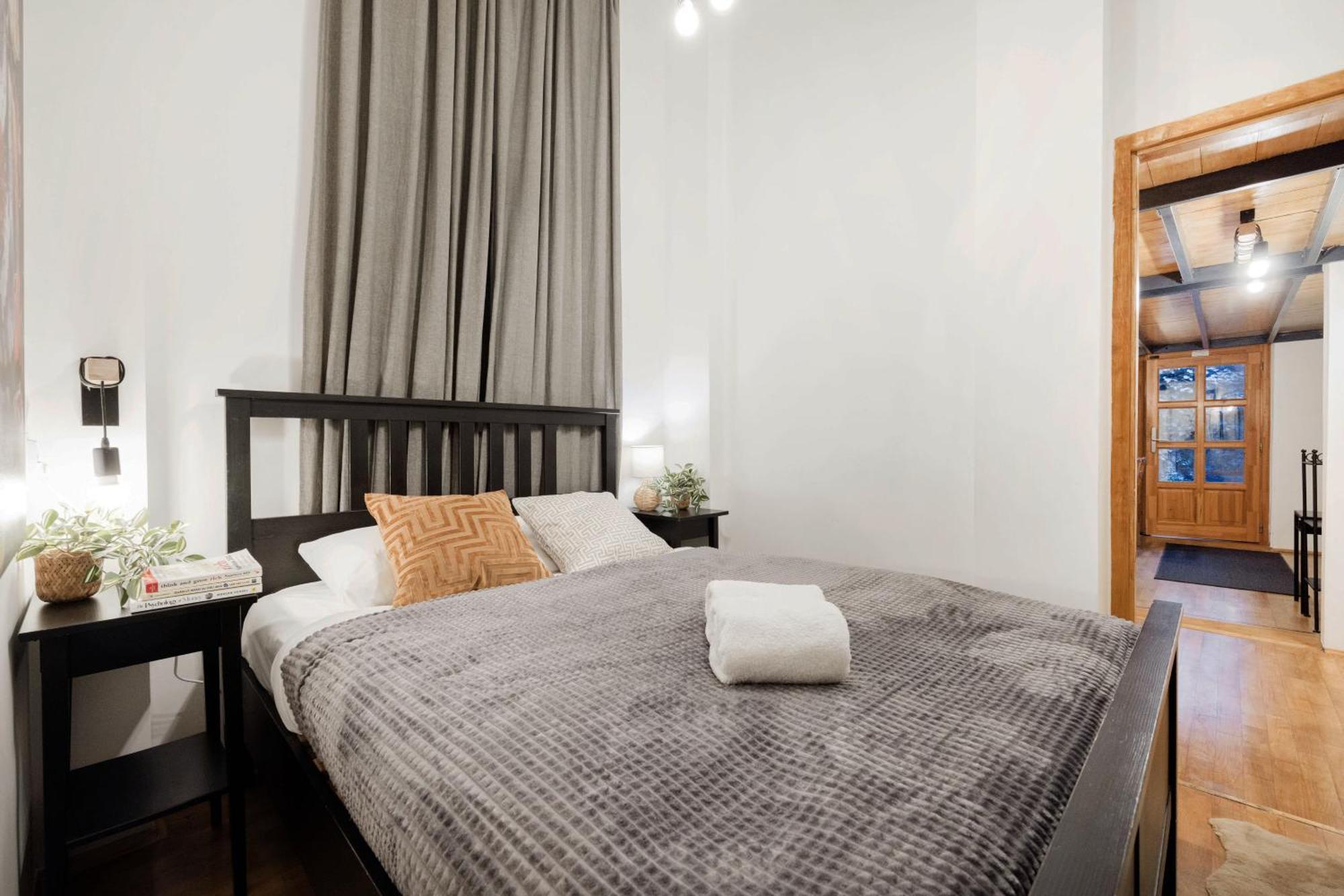 Wellness Wonderland: Garden, Sauna, Jacuzzi In Cbd Budapesta Exterior foto