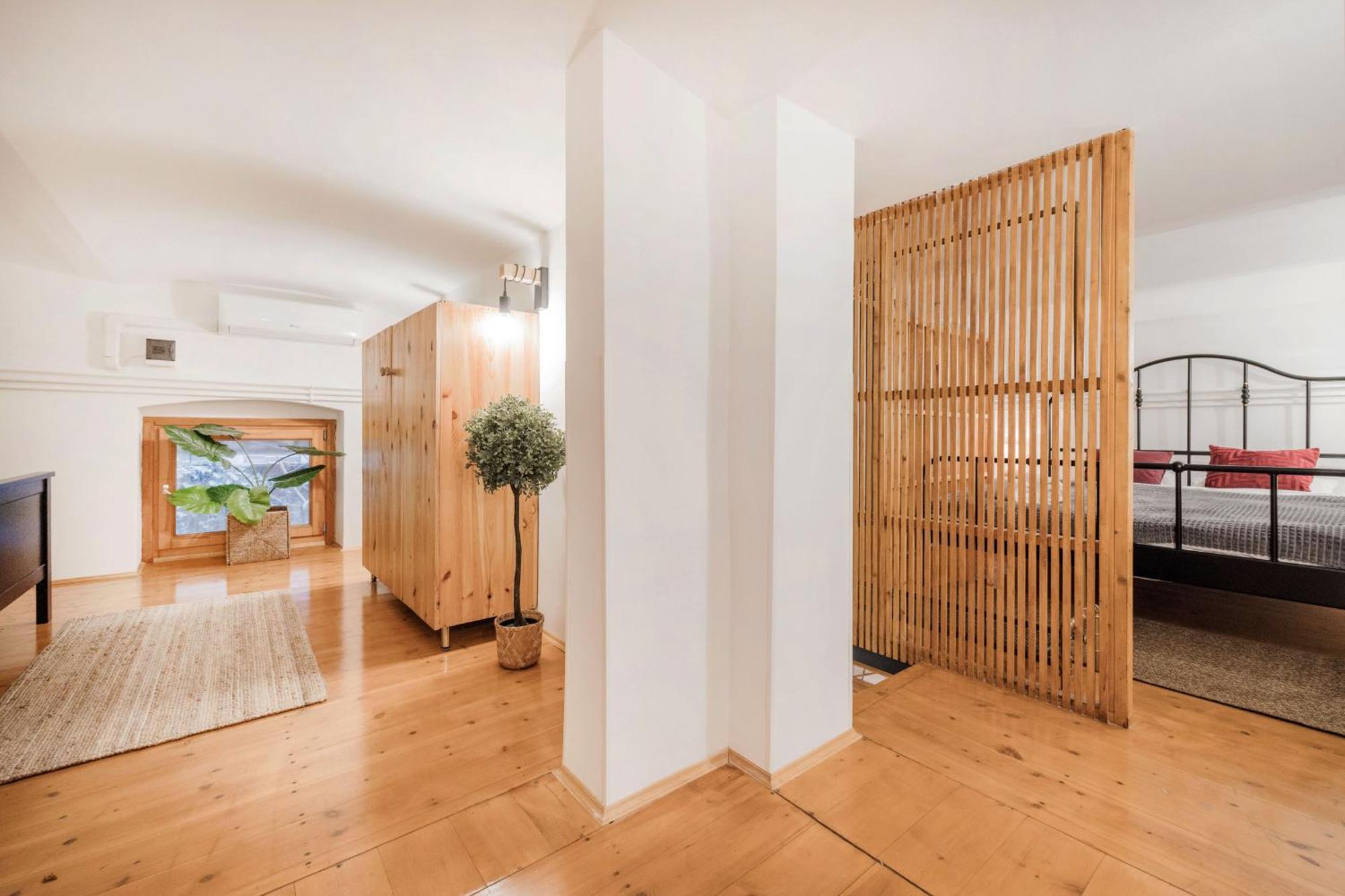 Wellness Wonderland: Garden, Sauna, Jacuzzi In Cbd Budapesta Exterior foto
