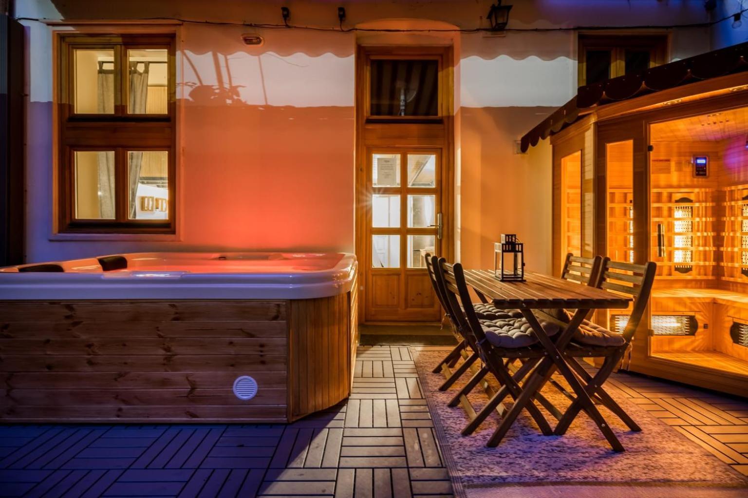 Wellness Wonderland: Garden, Sauna, Jacuzzi In Cbd Budapesta Exterior foto