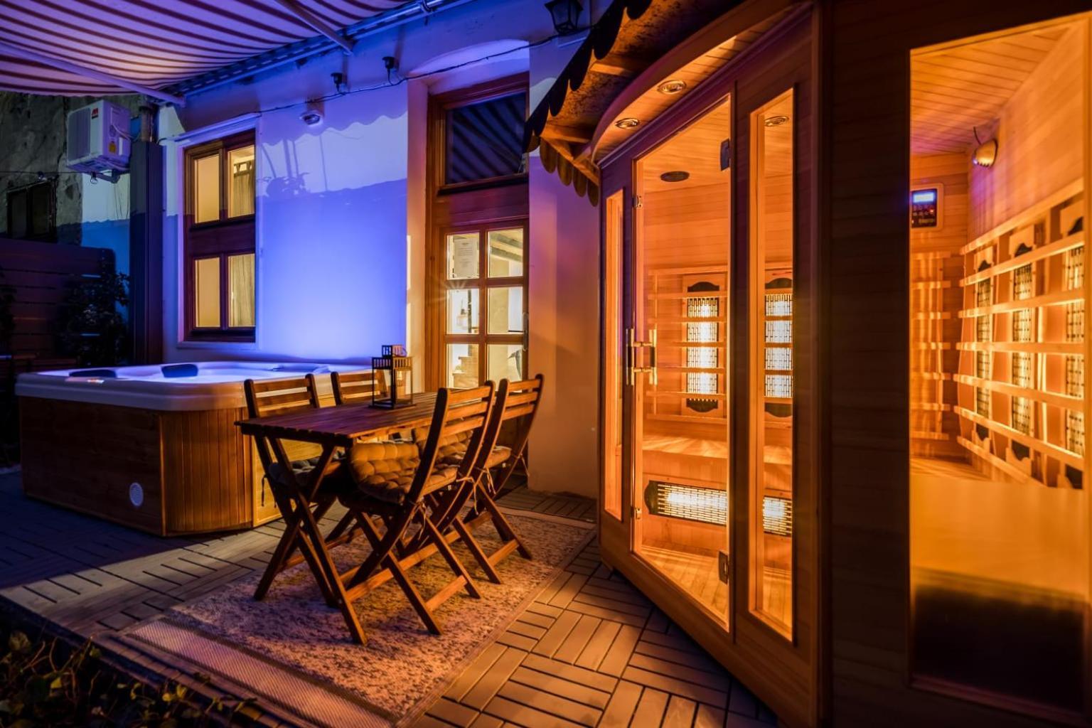 Wellness Wonderland: Garden, Sauna, Jacuzzi In Cbd Budapesta Exterior foto